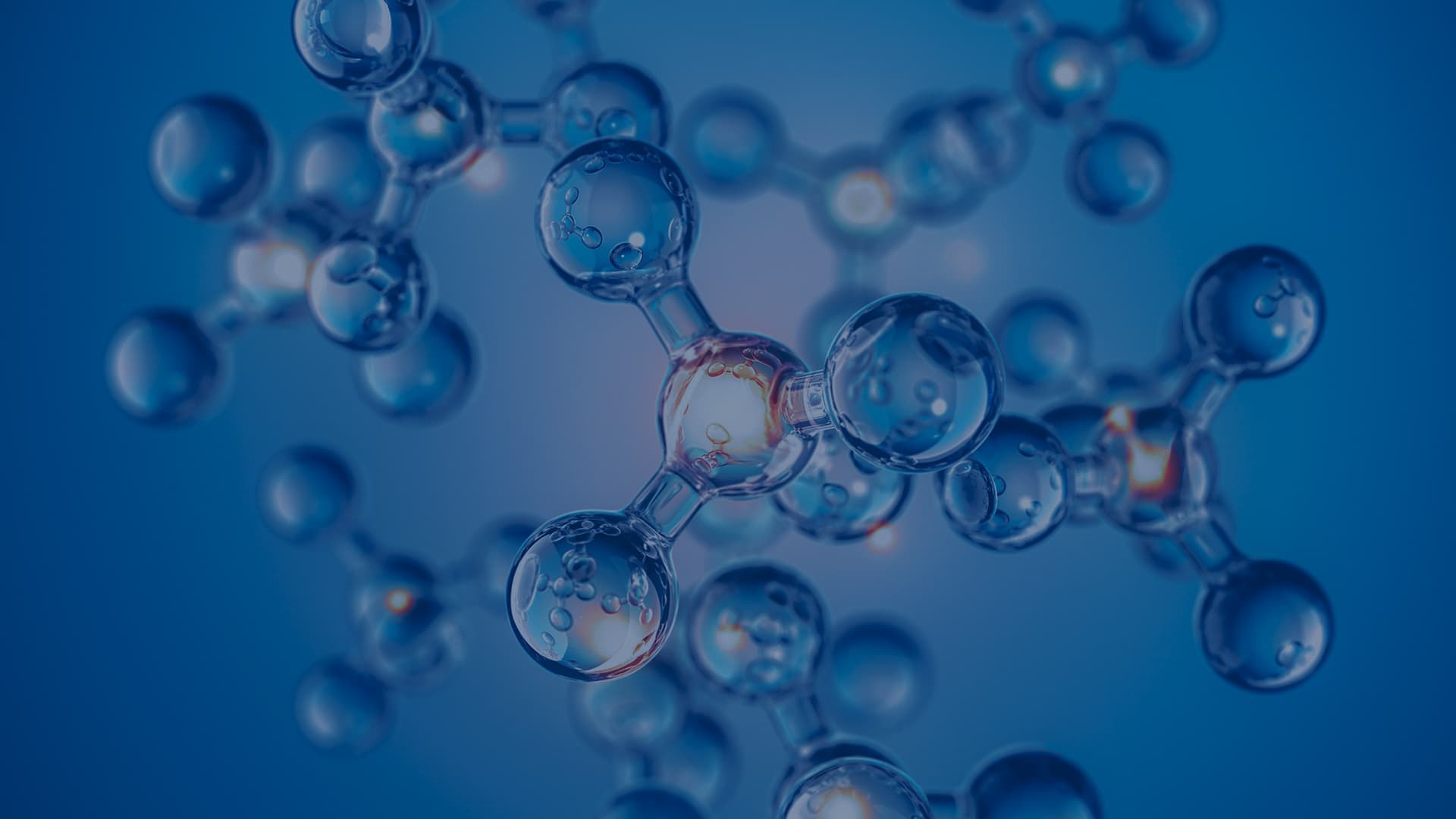 实验室研究人员在进行科学实验,处理样本